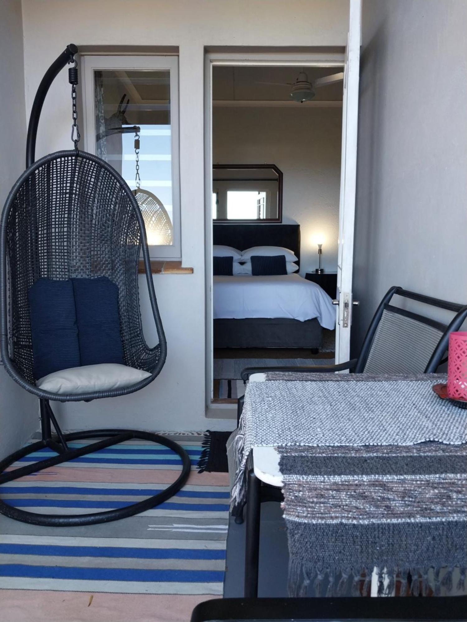 The Trailhouse Hotel เบตตีส์เบย์ ภายนอก รูปภาพ